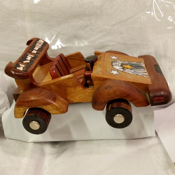 Vintage Handcrafted Wooden Antique Roadster Classical Car - Picture 1 of 13
